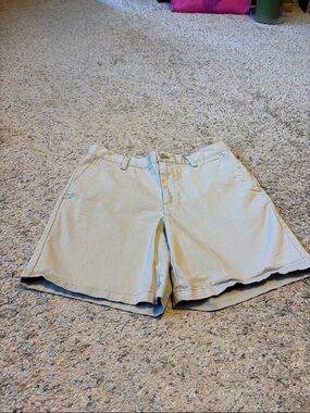 Amazon Essentials Men's Flat Front Shorts - Light Khaki